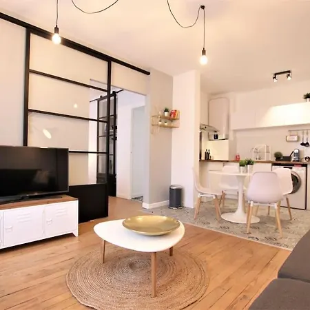 Apartmán Grand T2 Climatise Proche Place Dupuy *